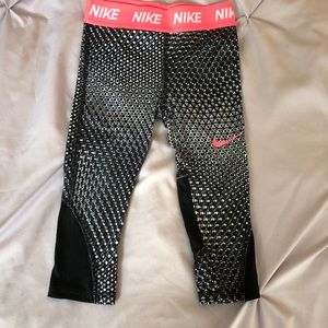2T Nike Leggings